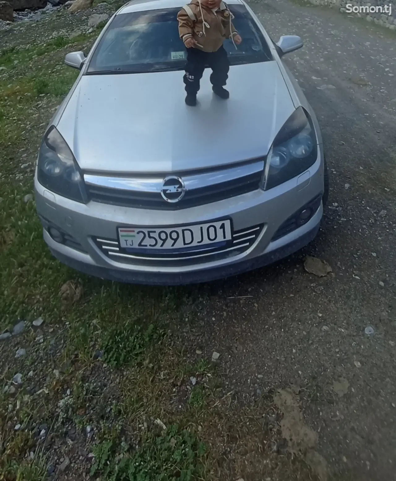 Opel Astra H 2006 · 1.6 MT