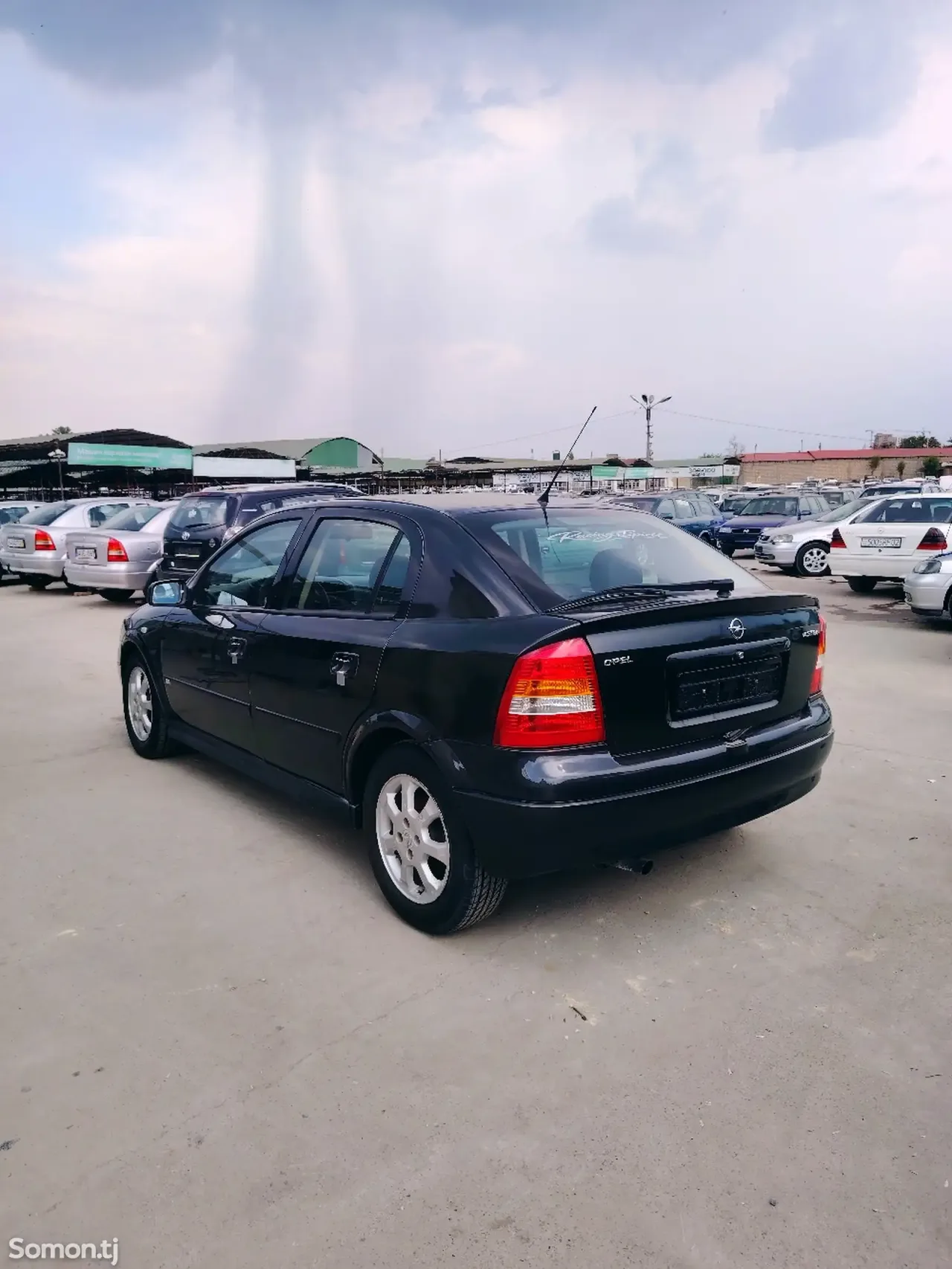 Opel Astra G 2001 · 1.6 MT