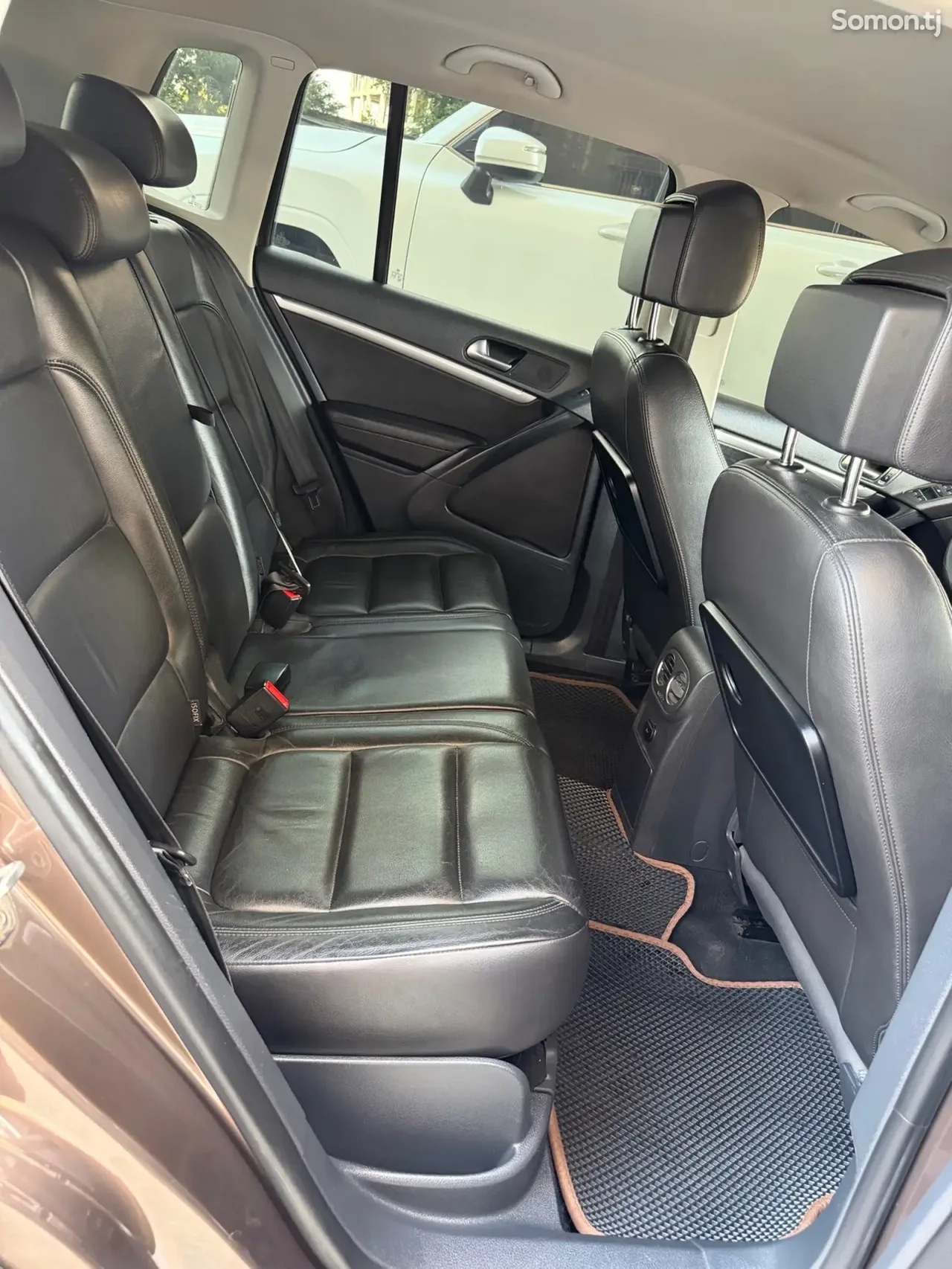 Volkswagen Tiguan 2014 · 2.0 AT