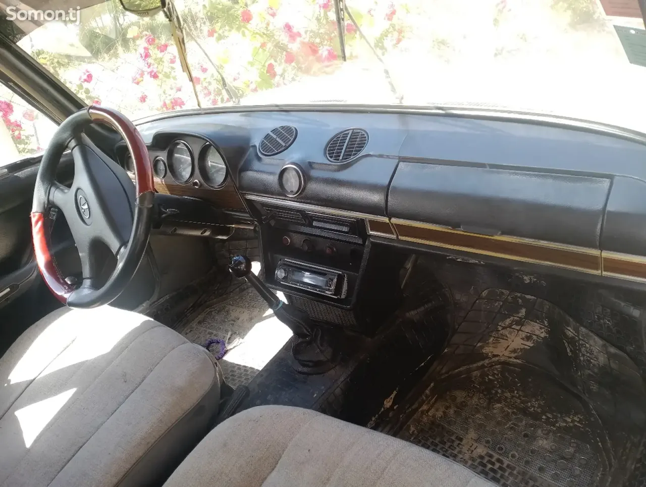 Lada (ВАЗ) 2106 1991 · 1.1 MT