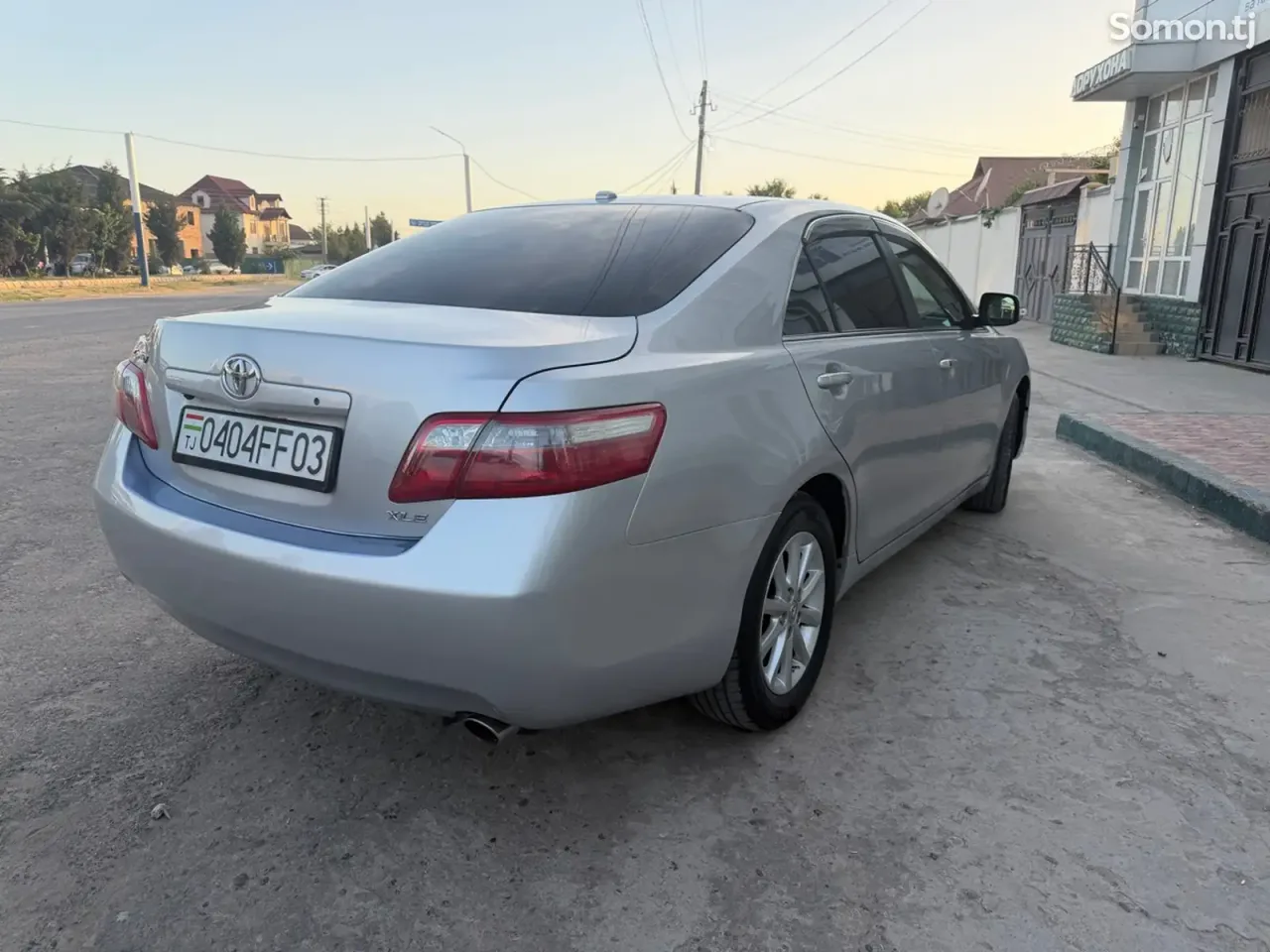 Toyota Camry 2008 · 2.4 AT