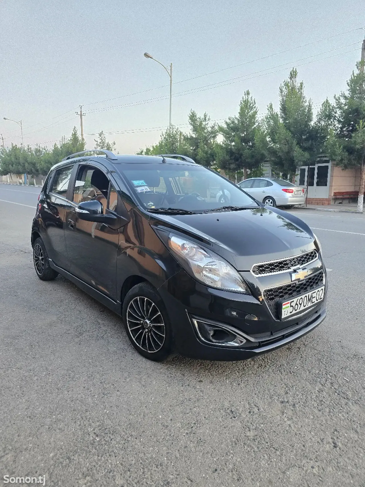 Chevrolet Spark 2014 · 1.0 AT