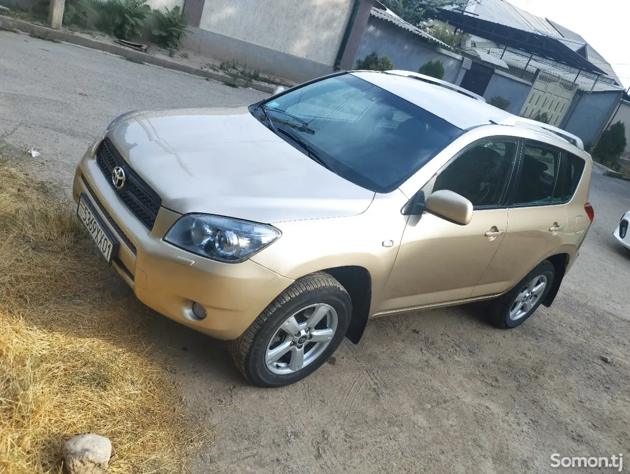 Toyota RAV 4 2007 · 2.4 AT