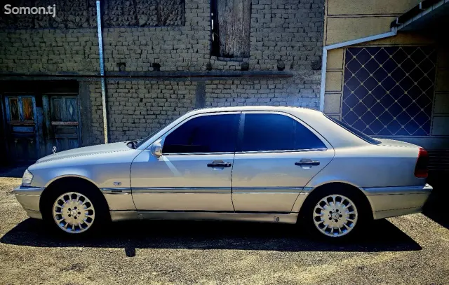 Mercedes-Benz C class 1998 · 1.8 AT