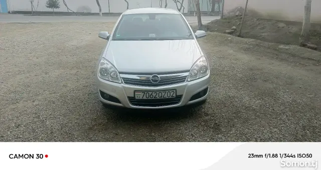 Opel Astra H 2007 · 1.6 MT