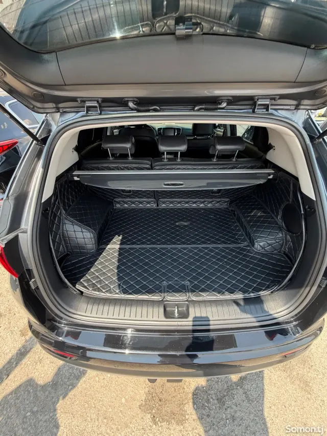 Kia Sportage 2016 · 2.0 AT