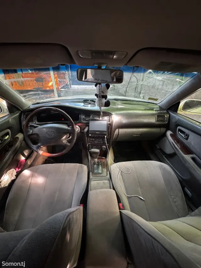 Toyota Mark II 1999 · 2.0 AT