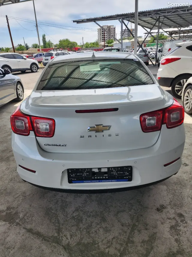 Chevrolet Malibu 2015 · 2.0 AT