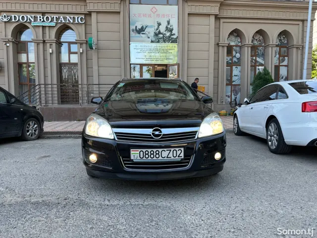 Opel Astra H 2007 · 1.6 MT