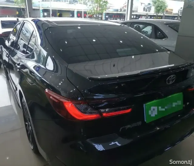 Toyota Camry 2025 · 2.0 AT
