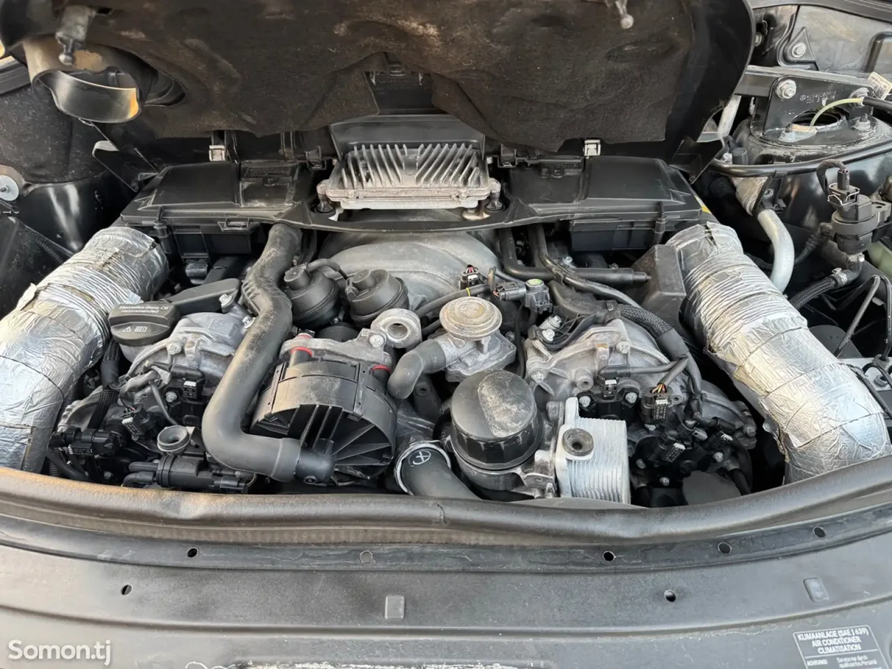 Mercedes-Benz GL class 2012 · 5.0 AT