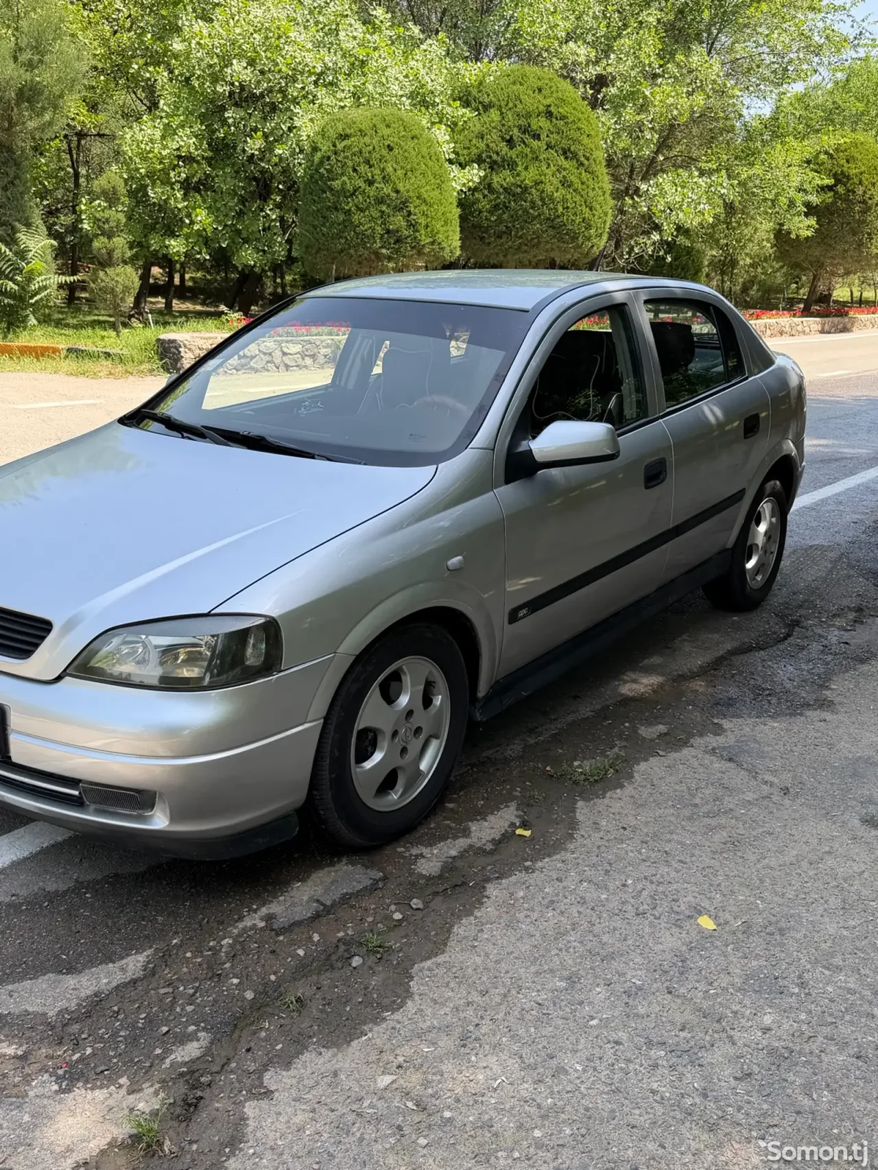 Opel Astra G 2000 · 1.6 MT