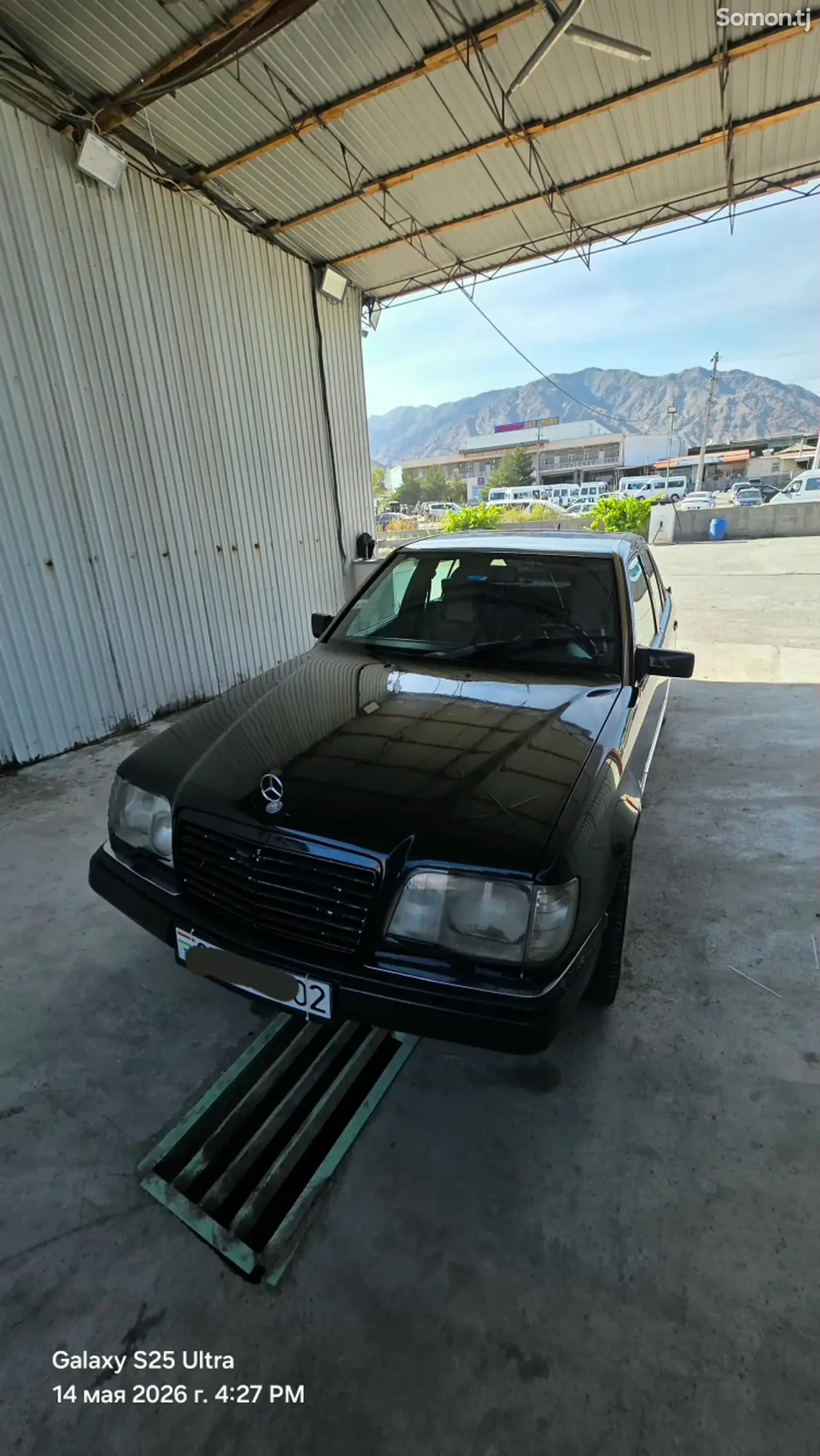 Mercedes-Benz W124 1994 · 2.0 MT