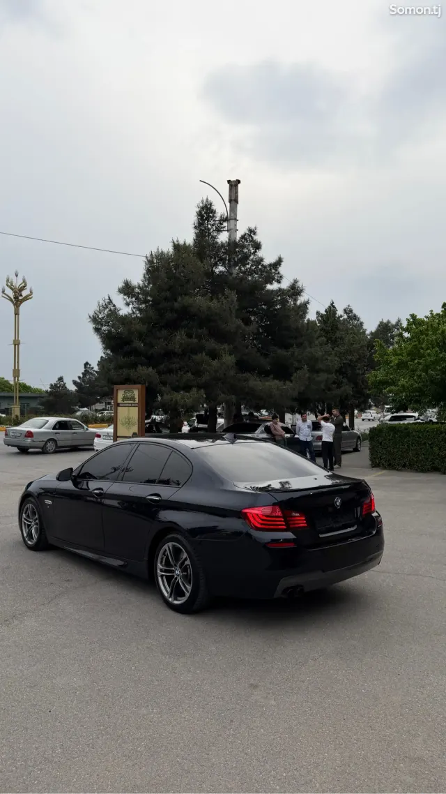 BMW 5 series 2015 · 3.0 AT