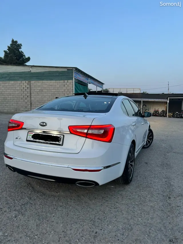 Kia K7 2015 · 2.4 AT