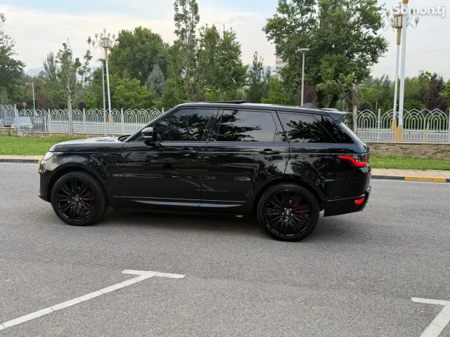 Land Rover Range Rover Sport 2020 · 3.0 AT