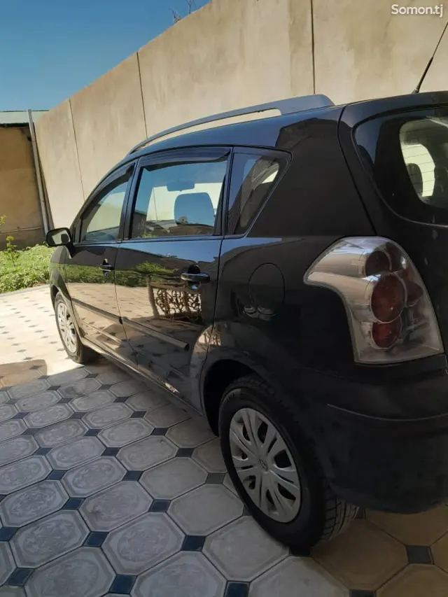 Toyota Verso 2006 · 1.8 MT