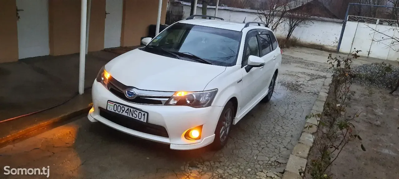 Toyota Fielder 2014 · 1.5 AT