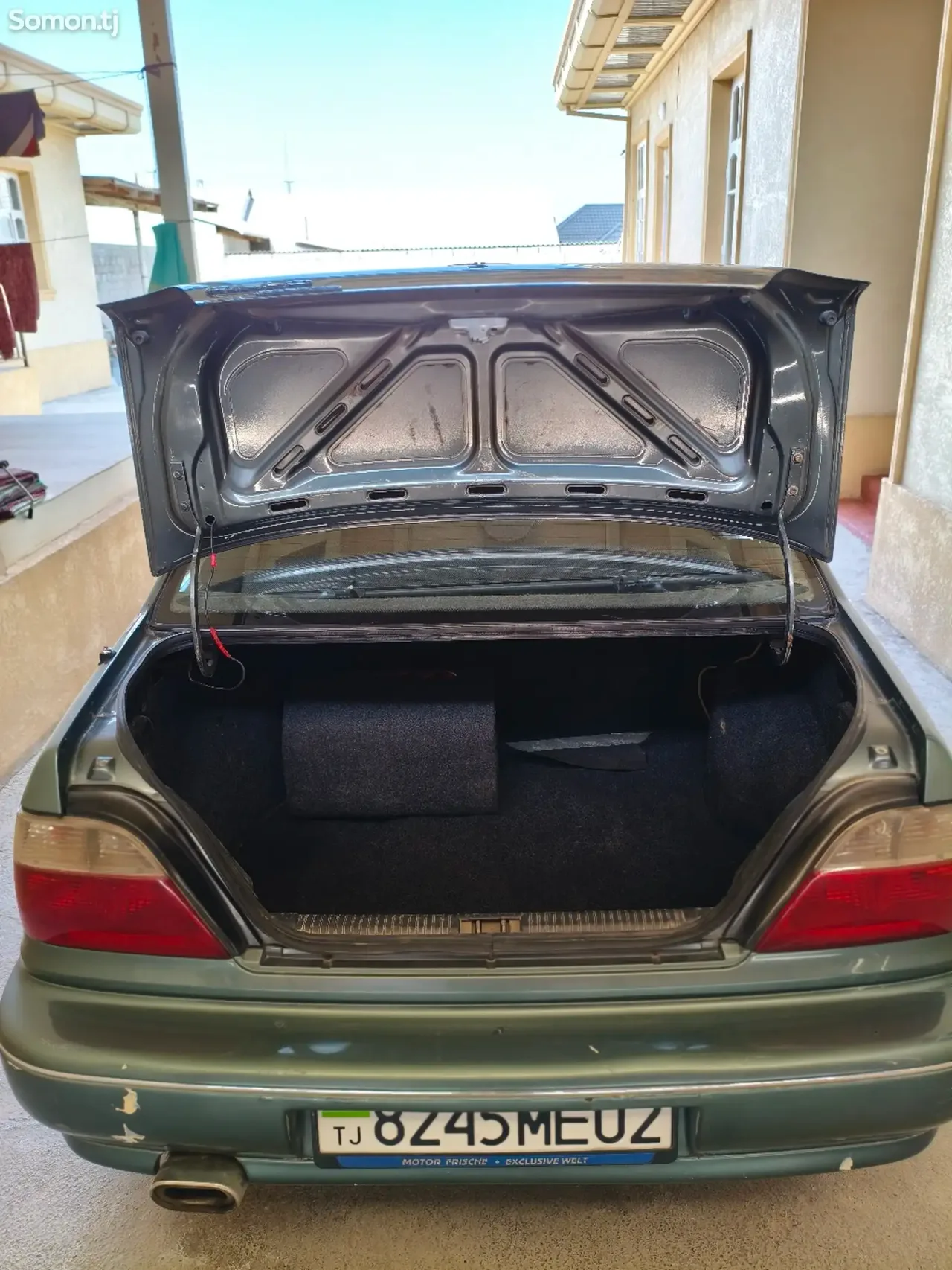 Daewoo Nexia 1996 · 1.6 MT