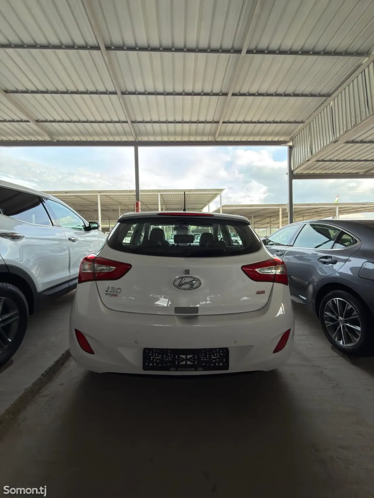 Hyundai i30 2015 · 1.6 AT
