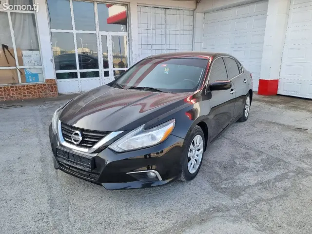 Nissan Altima 2017 · 2.5 AT