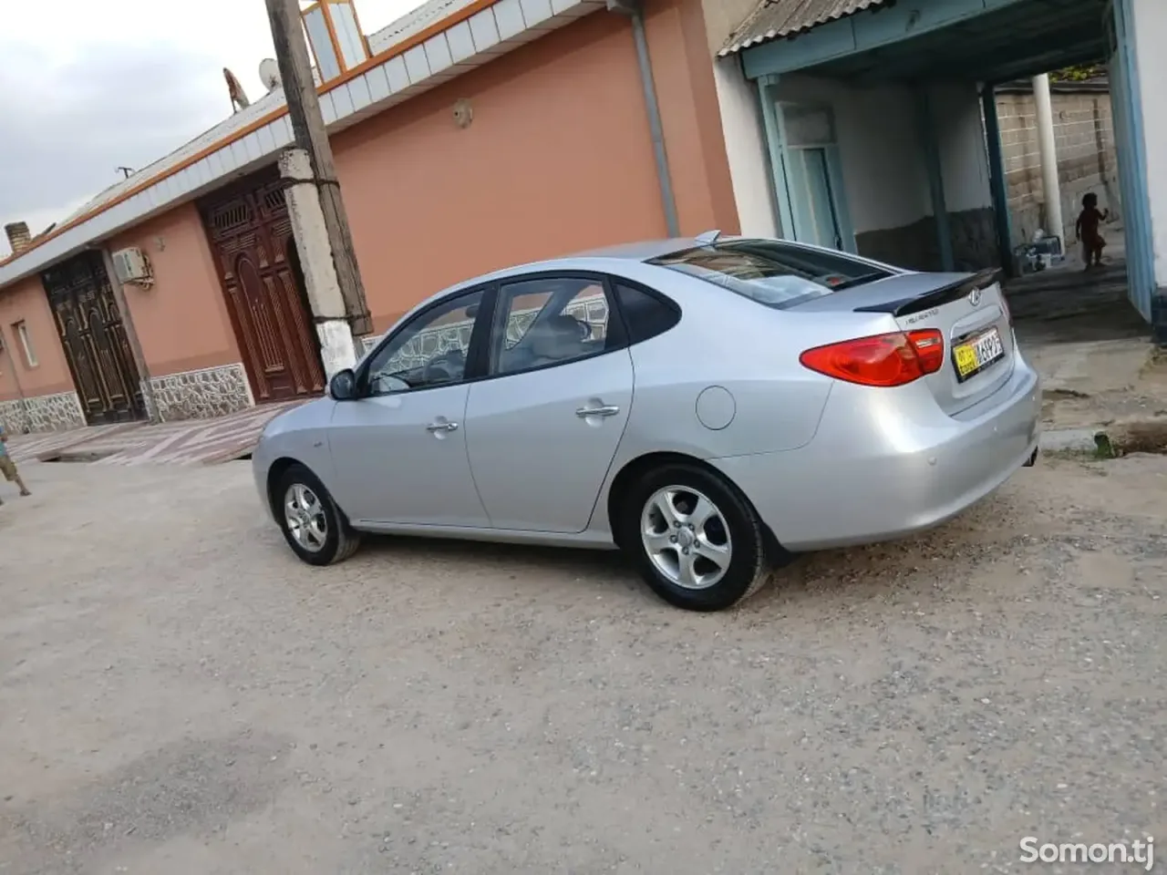 Hyundai Avante 2010 · 1.6 AT