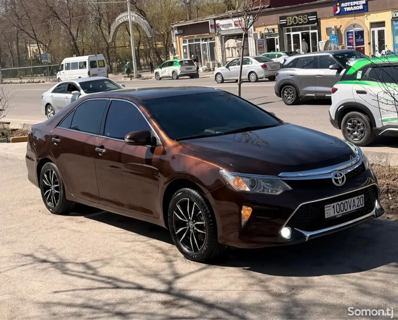 Toyota Camry 2016 · 2.5 AT