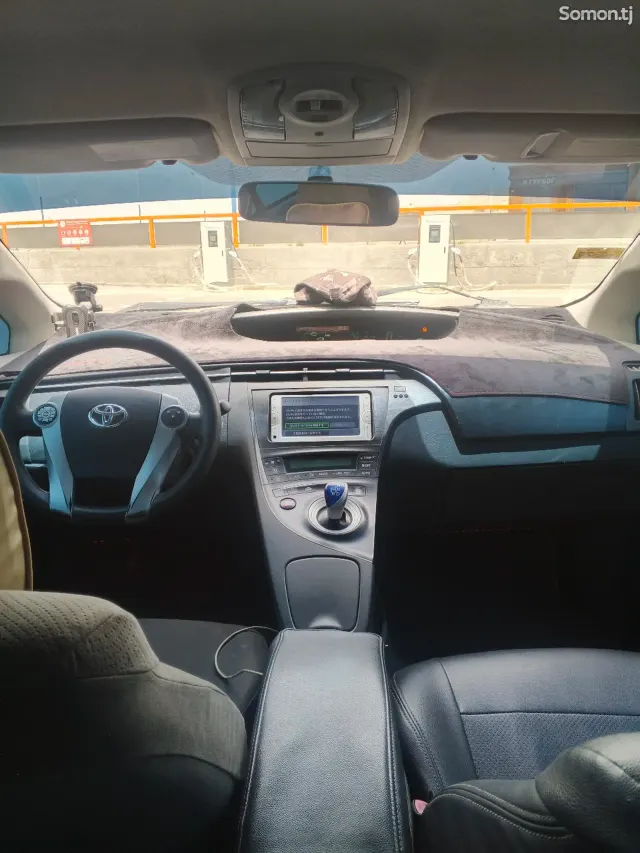 Toyota Prius 2010 · 1.8 AMT