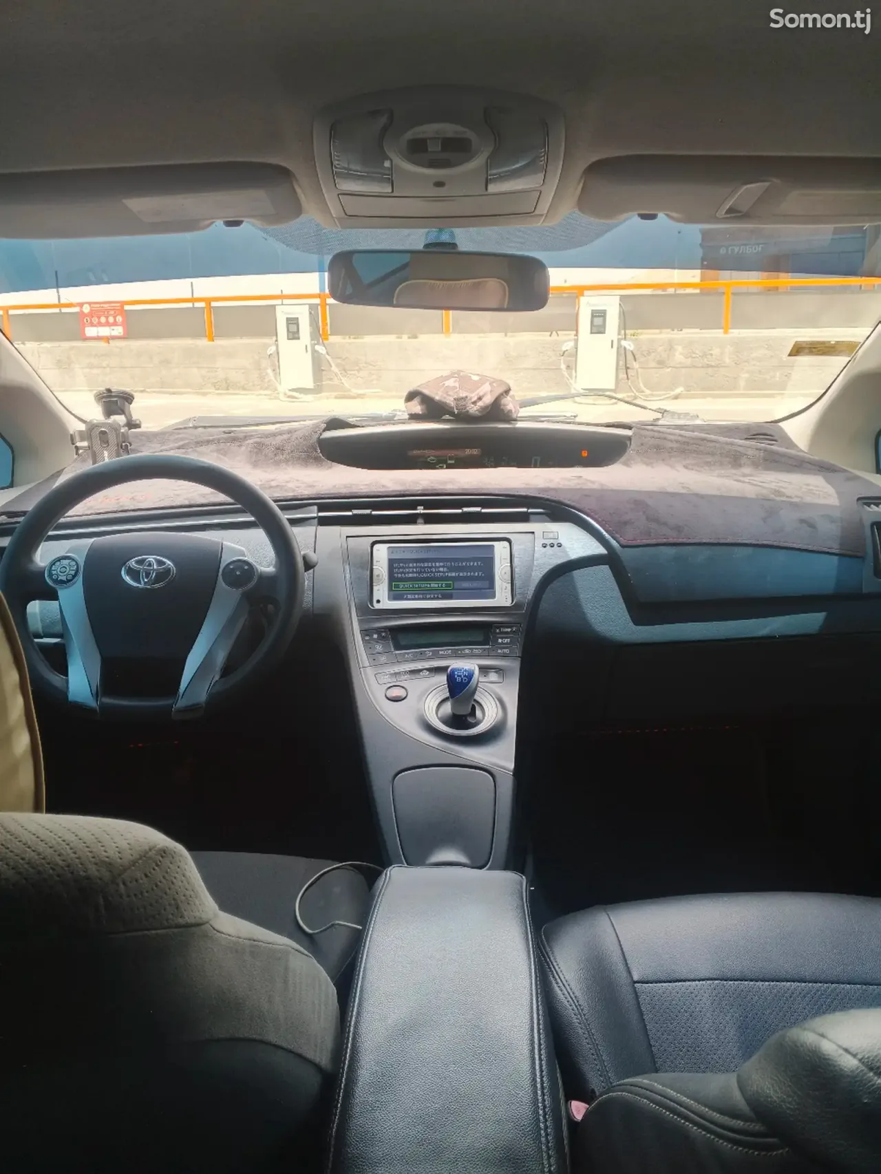 Toyota Prius 2010 · 1.8 AMT
