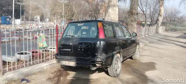 Honda CR-V 1998 · 2.0 MT