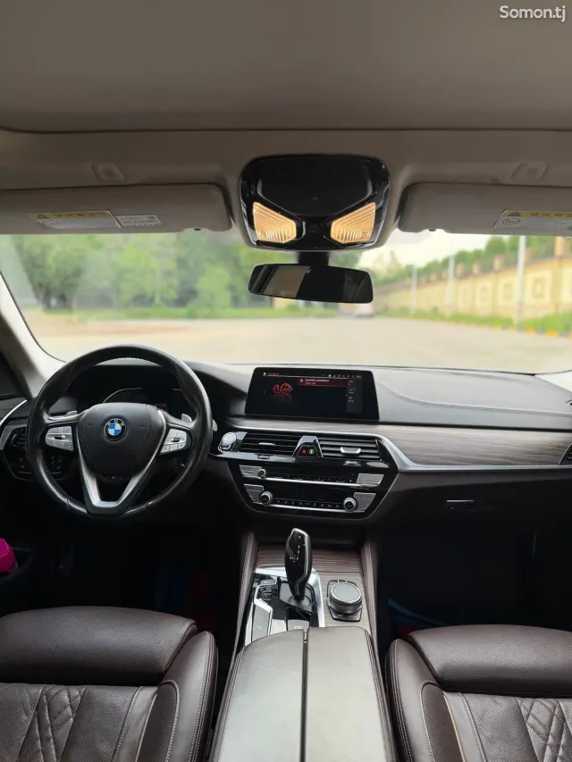 BMW 5 series 2020 · 2.0 AT
