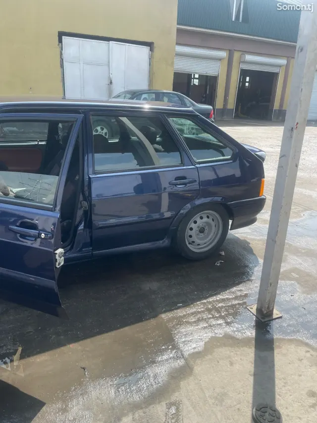 Lada (ВАЗ) 2114 2010 · 1.6 MT