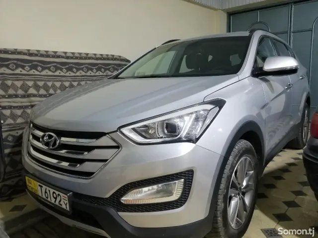 Hyundai Santa Fe 2015 · 2.0 AT