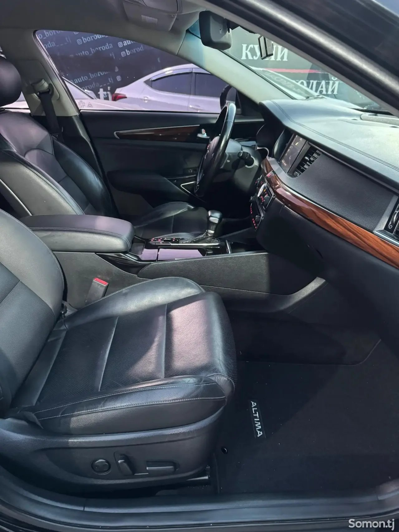 Kia K7 2016 · 2.4 AT