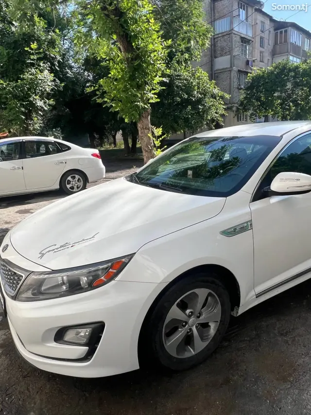Kia Optima 2015 · 2.4 AT
