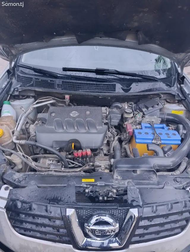 Nissan Qashqai 2008 · 2.0 AT