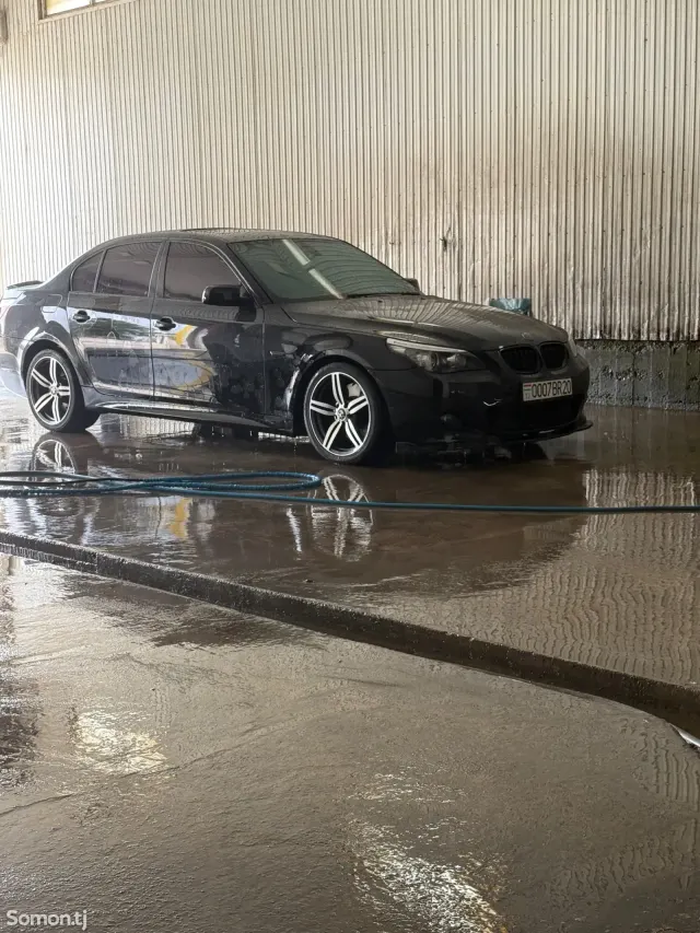 BMW 5 series 2009 · 4.8 AMT