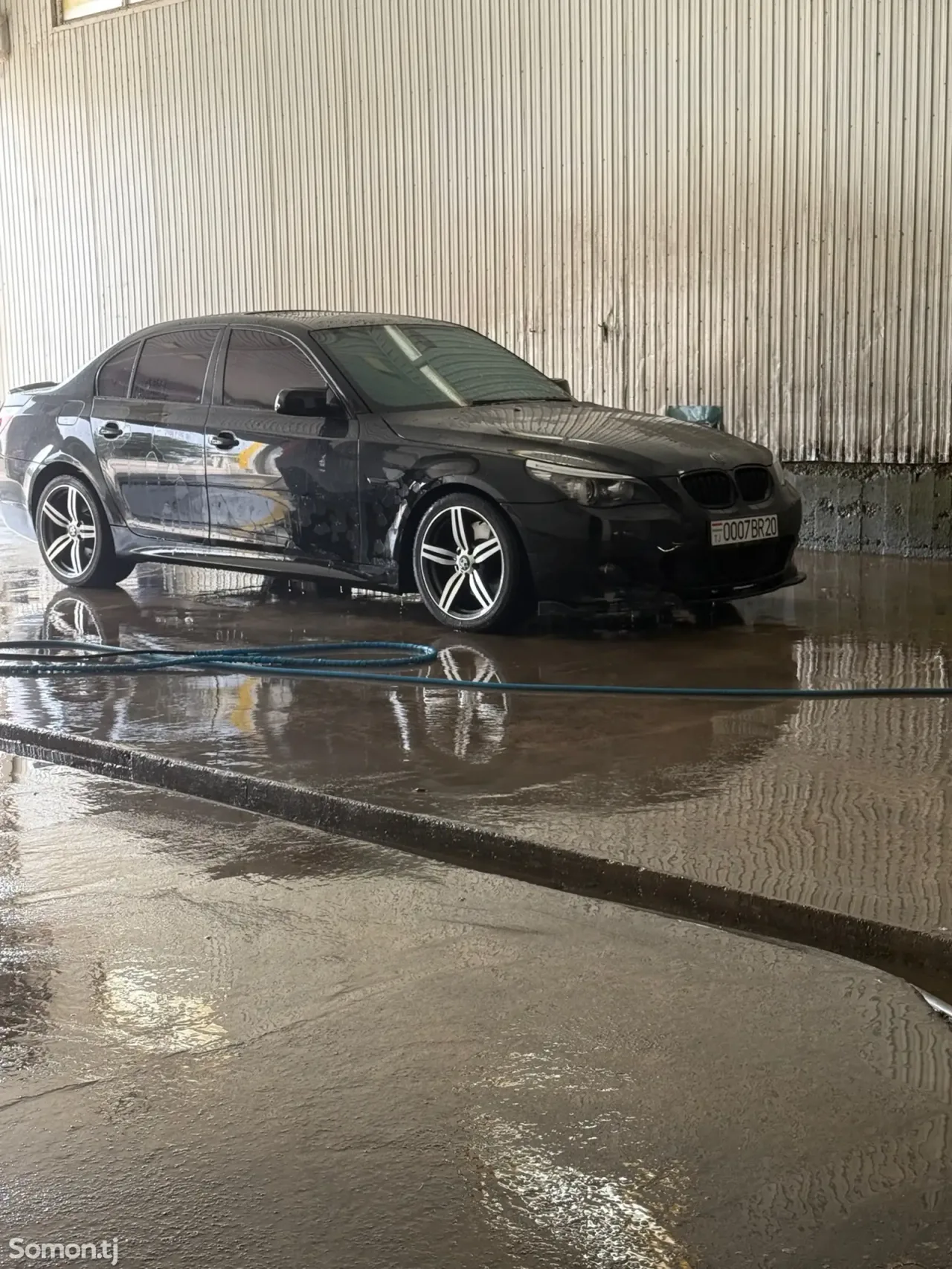 BMW 5 series 2009 · 4.8 AMT
