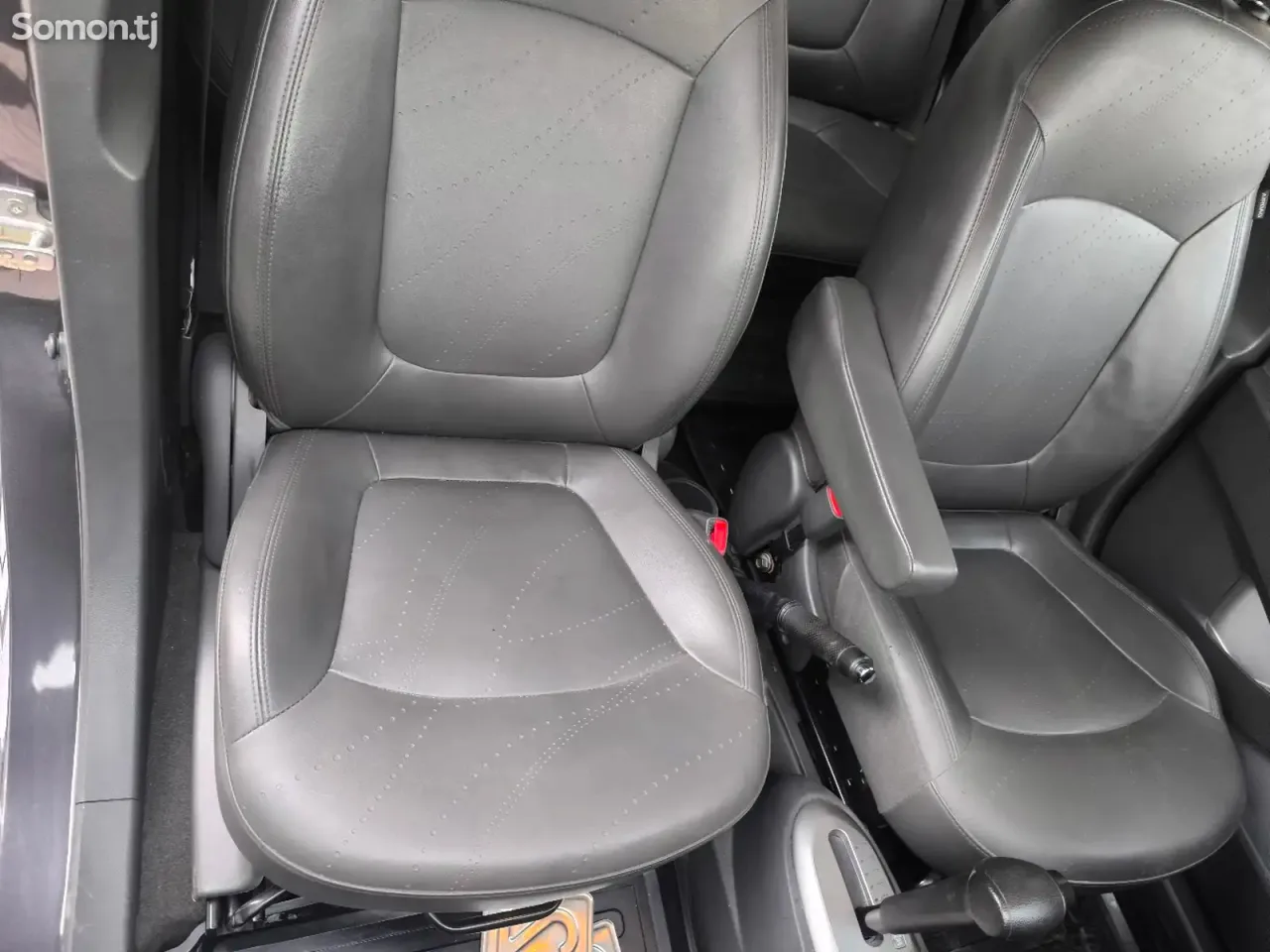 Chevrolet Spark 2014 · 1.1 AT