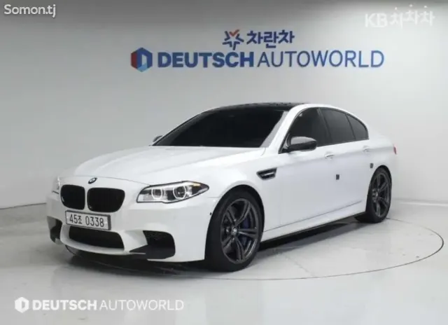 BMW M5 2016 · 4.4 AT