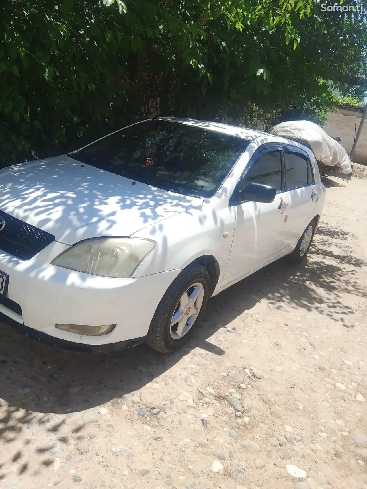 Toyota Corolla 2002 · 1.6 MT