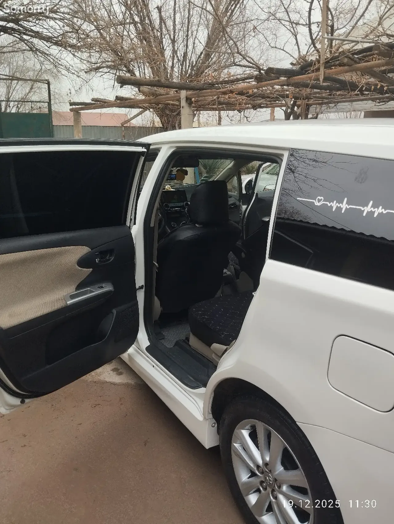 Toyota Wish 2009 · 1.8 AT