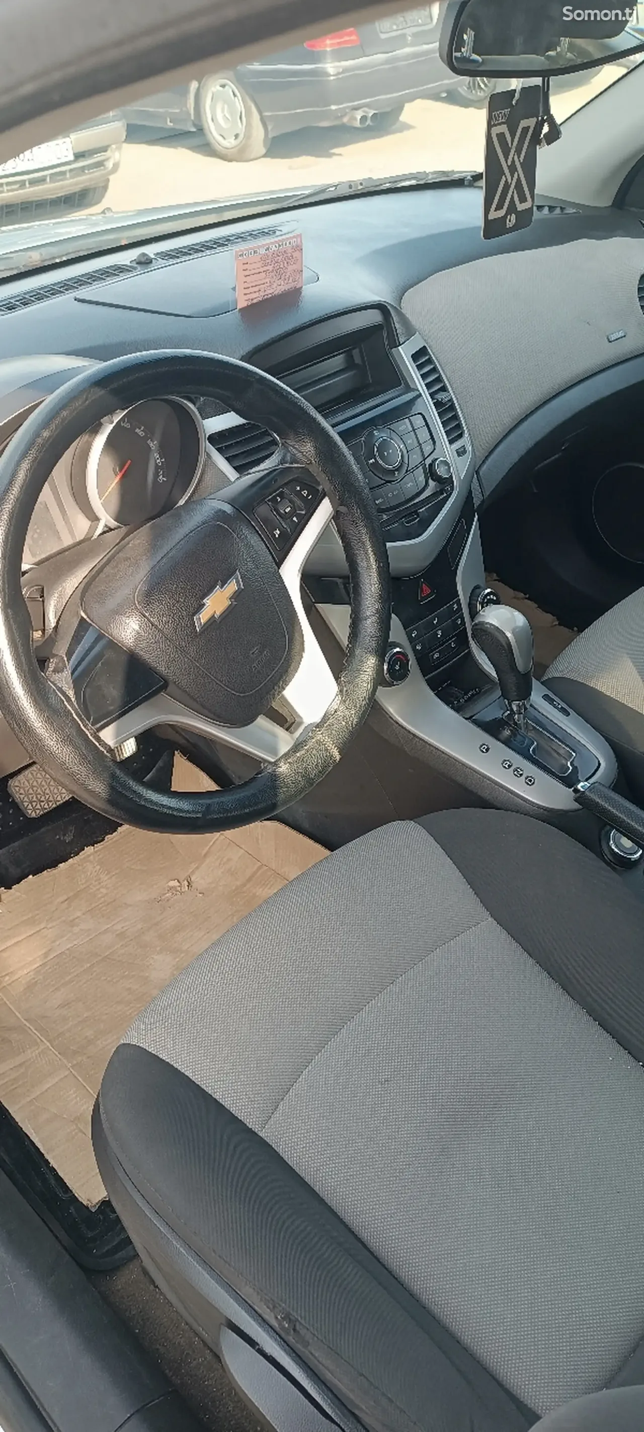 Chevrolet Cruze 2011 · 1.8 AT