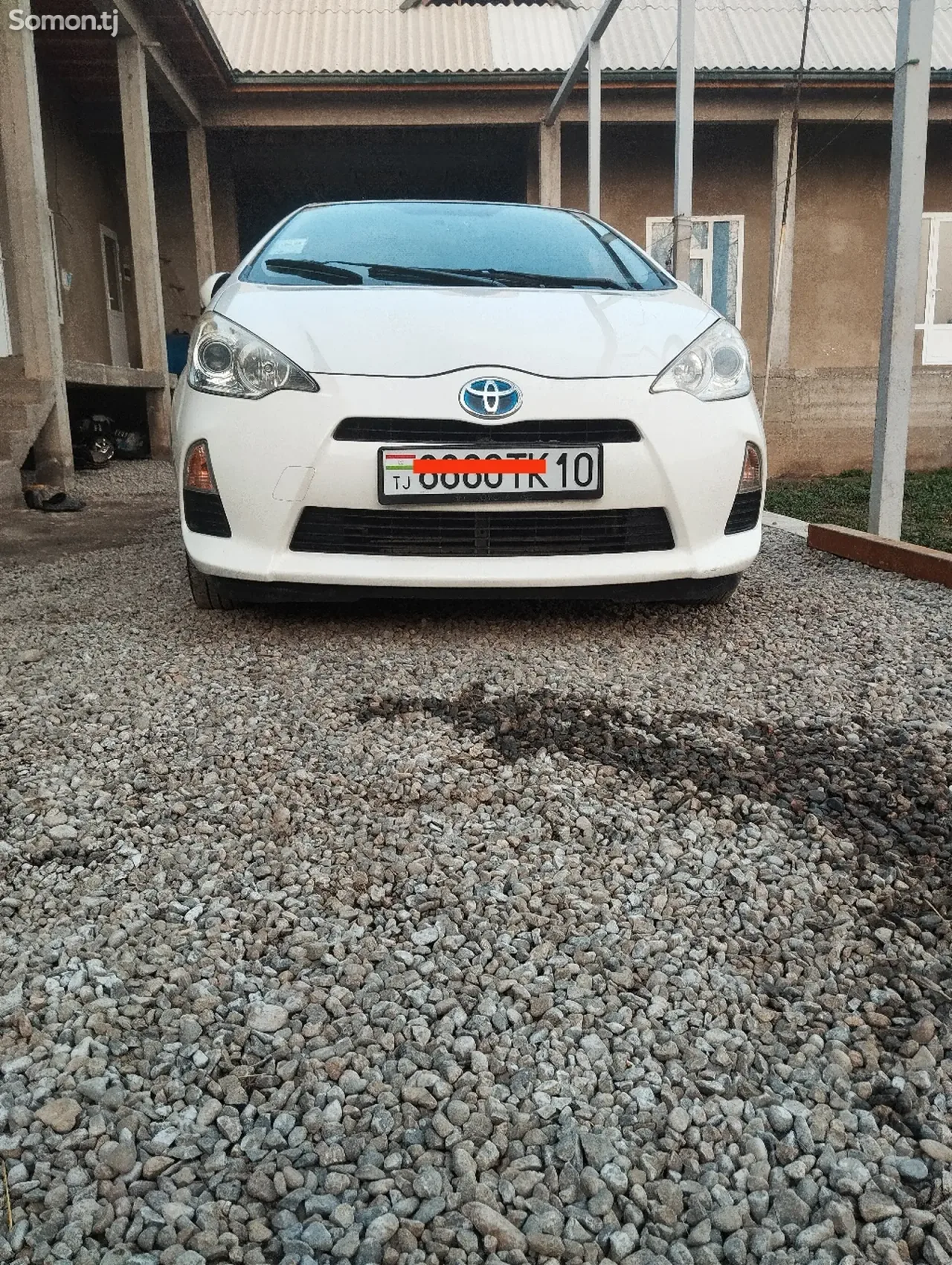 Toyota Aqua 2014 · 1.5 AT