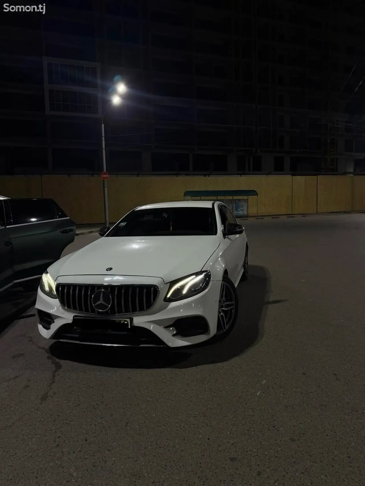 Mercedes-Benz E class 2018 · 2.0 AT