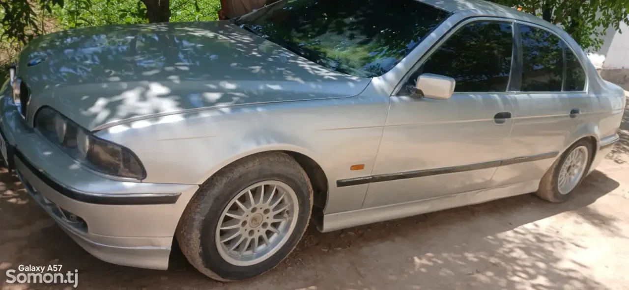BMW 8 series 1998 · 2.8 MT