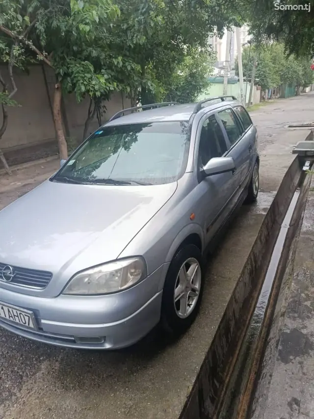 Opel Astra G 2000 · 1.6 MT