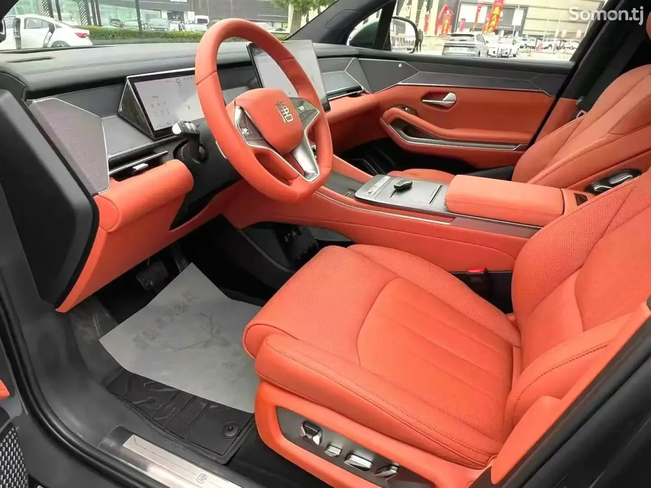 BYD Tang 2026 · AT
