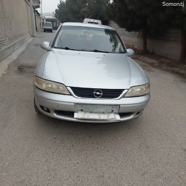 Opel Vectra B 2000 · 1.6 MT