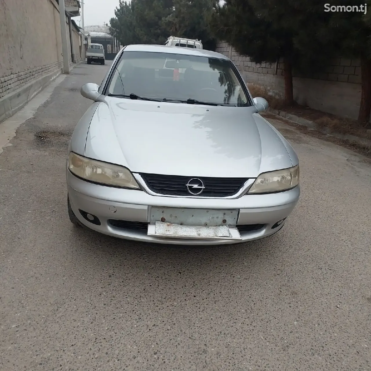Opel Vectra B 2000 · 1.6 MT
